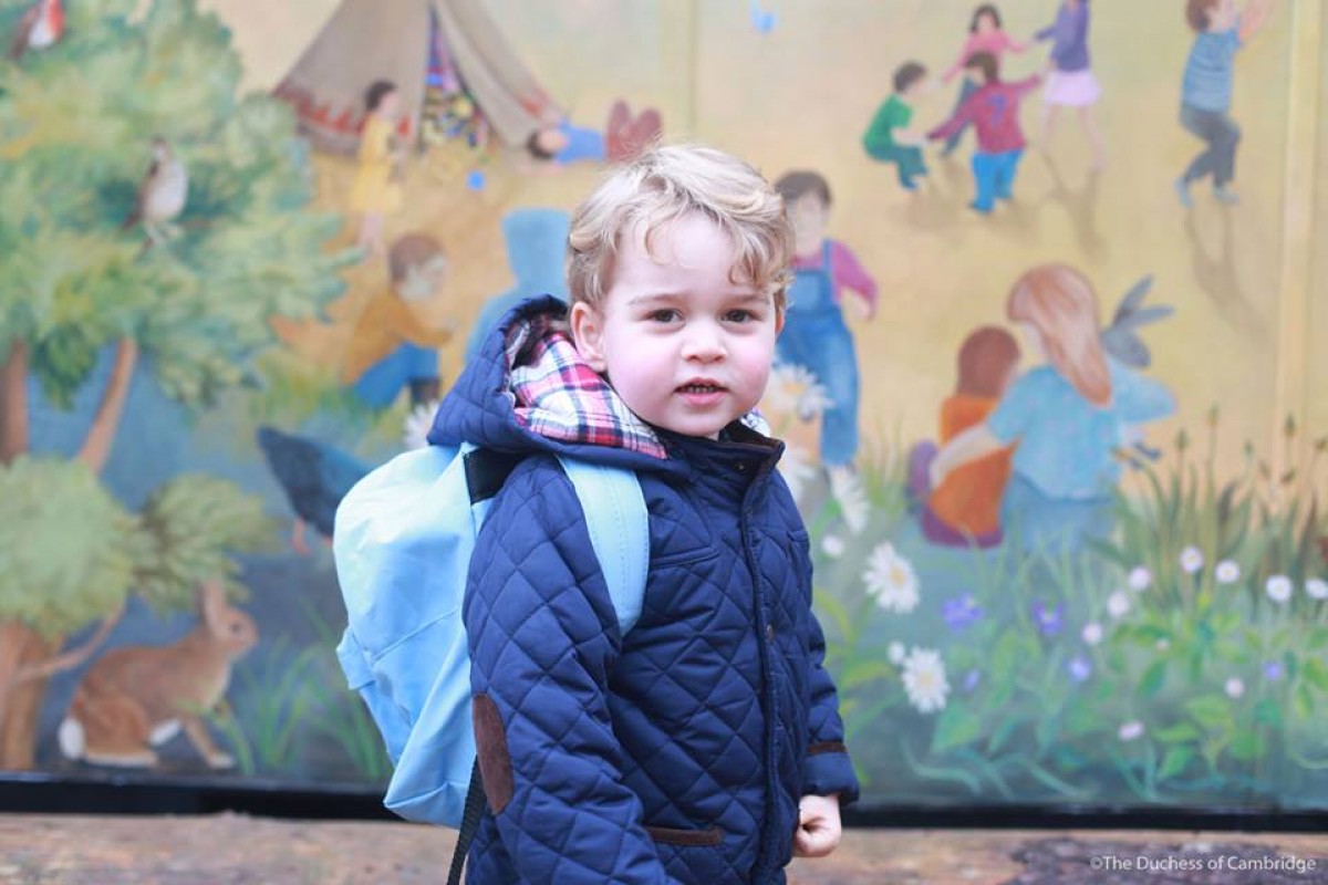 英王室ジョージ王子、保育園に初登園　キュートなスタイル写真公開