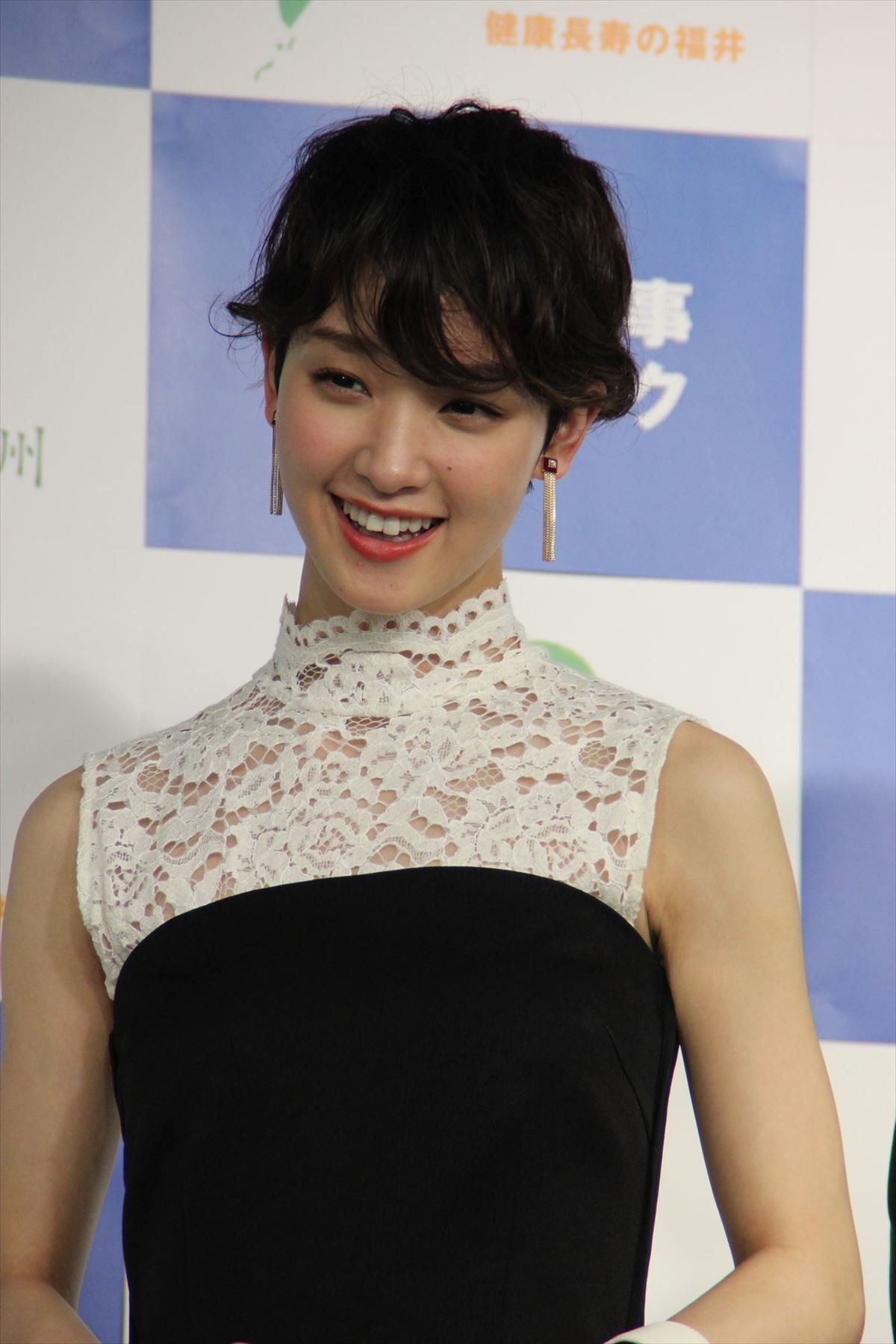 剛力彩芽、2016年は「土台を固め直したい」プライベートの出会いも大事に