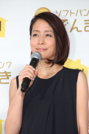 ソフトバンク新サービスに関する記者発表会に登場した内田恭子