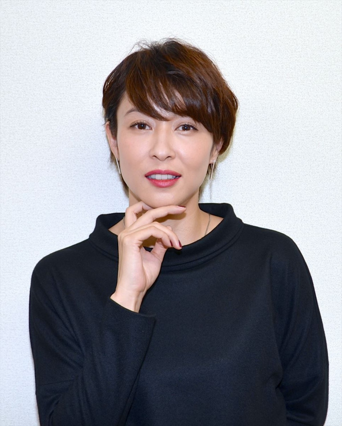 水野美紀、仲里依紗と “取っ組み合い” も　激しい共演にストレス発散