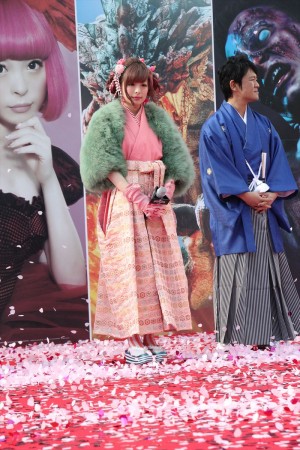 「ユニバーサル・クールジャパン」オープニングセレモニーに出席したきゃりーぱみゅぱみゅ