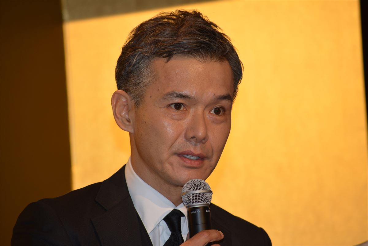 遠藤憲一、“愛してる”のセリフは初めて　若い頃は「ぶっ殺してやるが大体」