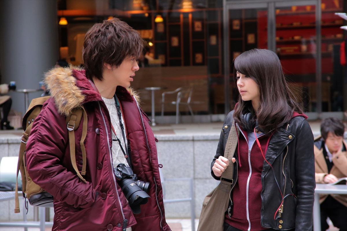 元AKB川栄李奈、『ヒガンバナ』ゲスト出演！ 堀北真希は女子高生姿を披露