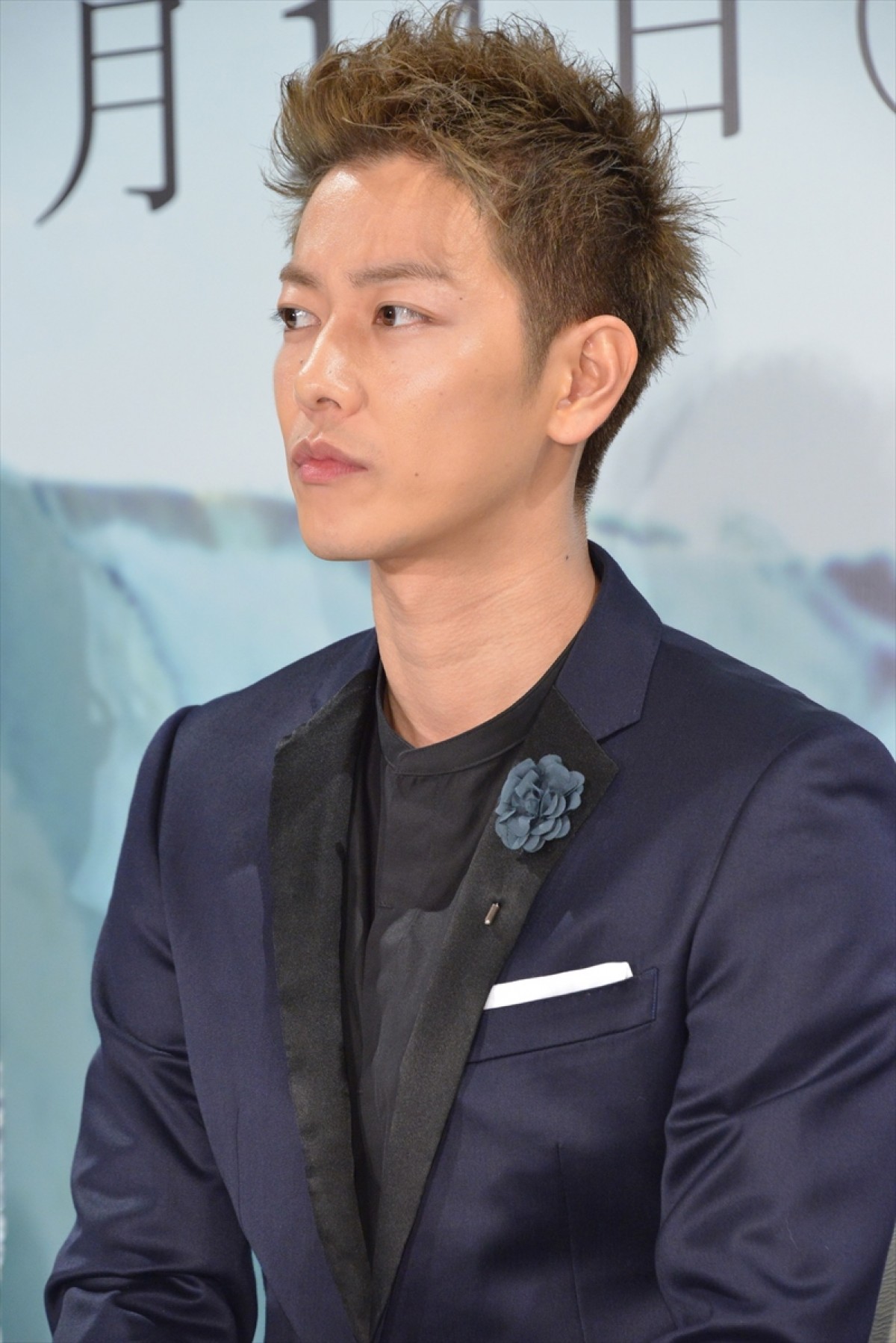 佐藤健、宮崎あおいから会話拒否？　撮影の合間は「裁縫をしています」