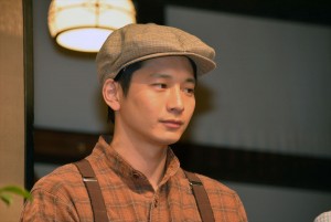 朝ドラ『とと姉ちゃん』スタジオ取材会に出席した向井理