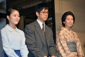 朝ドラ『とと姉ちゃん』スタジオ取材会に出席した高畑充希、西島秀俊、木村多江
