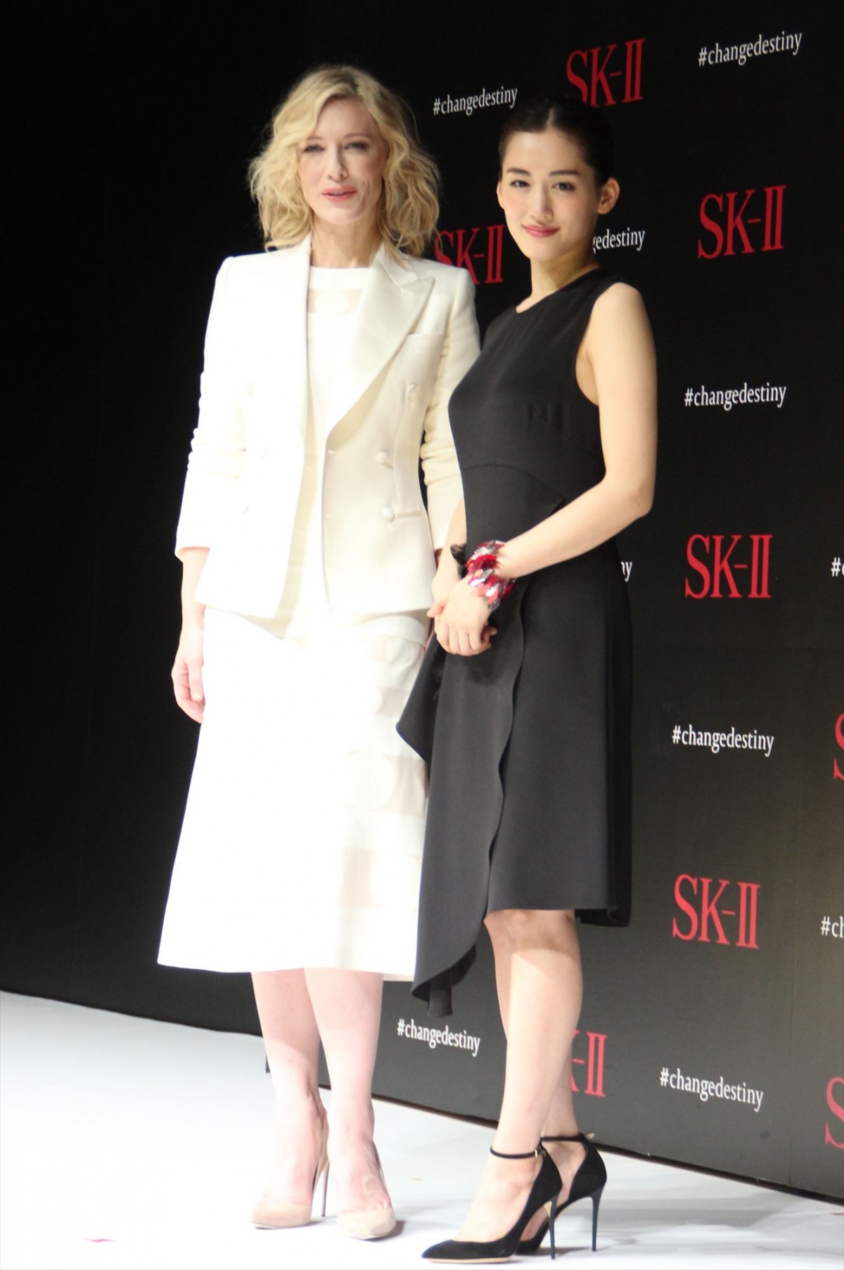 綾瀬はるか、ケイト・ブランシェットとの再会に喜ぶ「ますます大好き」