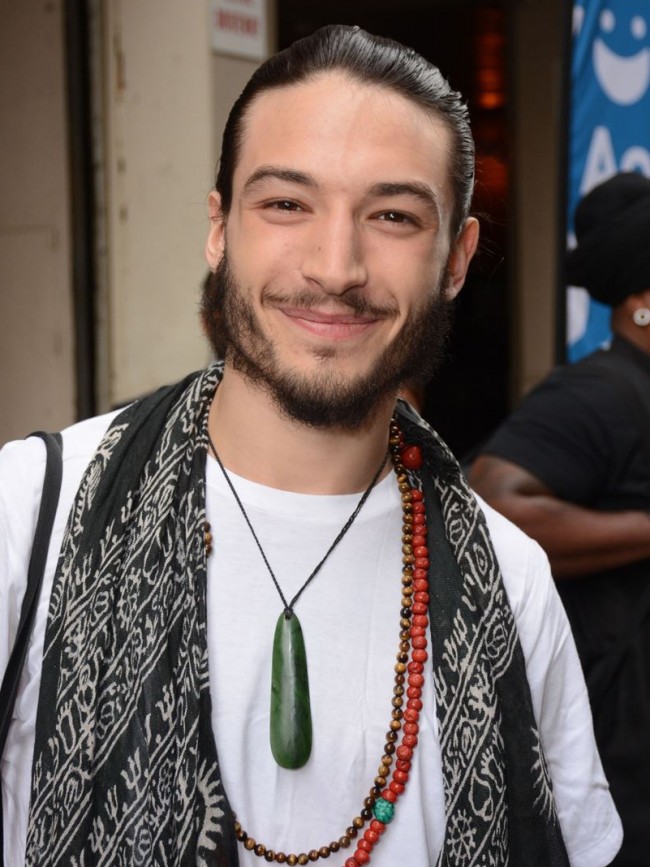 エズラ・ミラー　　Ezra Miller