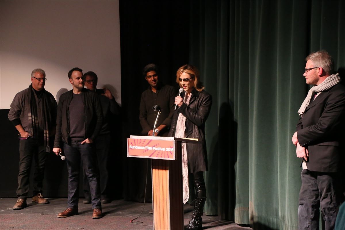 YOSHIKI、米サンダンス映画祭で演奏　会場はスタンディング・オベーション