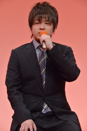 『聖戦ケルベロス 竜刻のファタリテ』製作発表会見に登壇した松岡禎丞