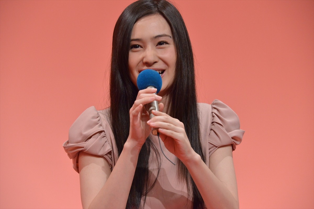 松岡禎丞、新たな役柄は“豆腐メンタル”  TVアニメ『聖戦ケルベロス』主人公に決定