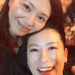 【写真】小泉今日子＆鈴木砂羽の2ショットに驚きの声　「肌がツルピカ」「美肌のヒケツは？」