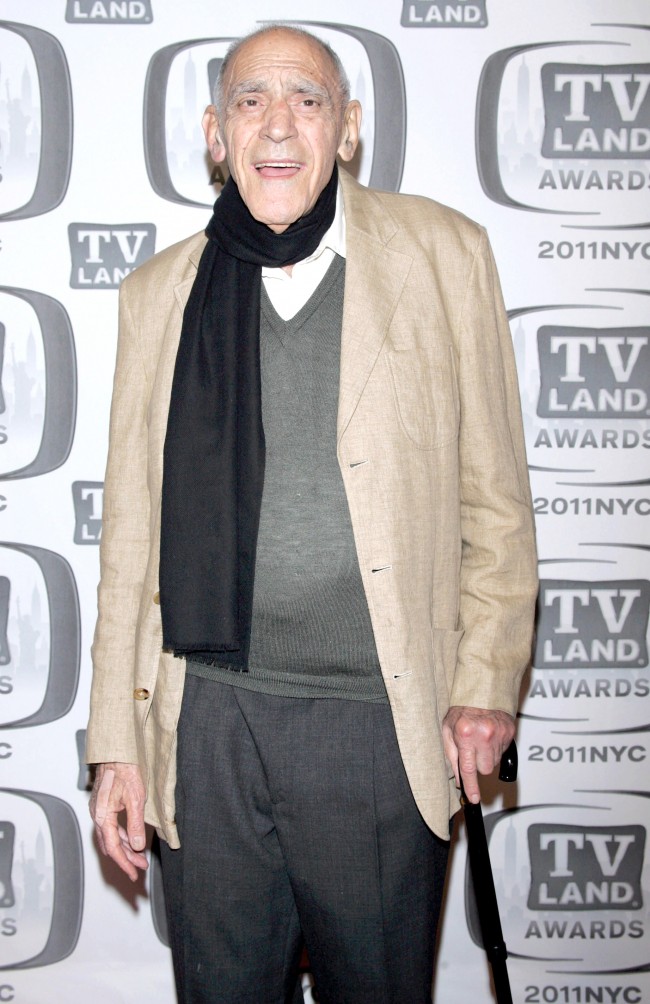 エイブ・ヴィゴダ、Abe Vigoda