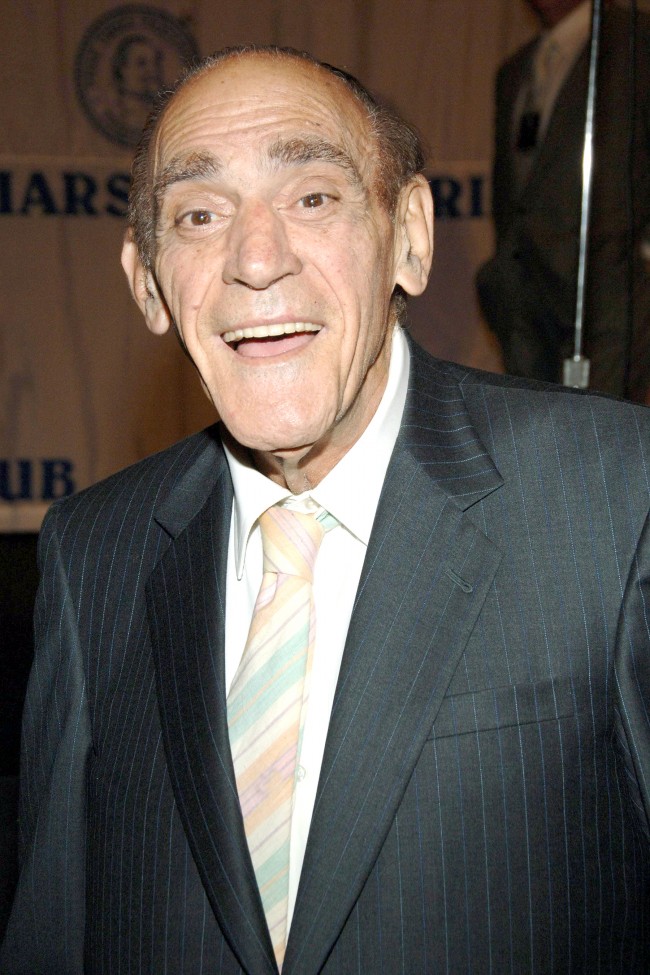 エイブ・ヴィゴダ、Abe Vigoda