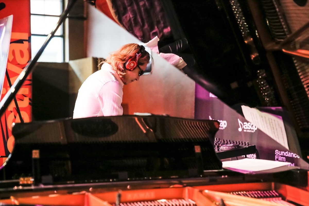 YOSHIKI、『WE ARE X』サンダンス映画祭で編集賞受賞「新たな道が開ける」