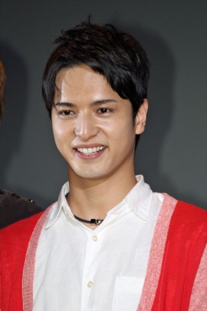 映画『薄桜鬼SSL～sweet school life～ THE MOVIE』完成披露イベントに登壇した中村優一