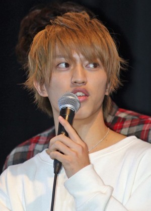 映画『薄桜鬼SSL～sweet school life～ THE MOVIE』完成披露イベントに登壇した石渡真修