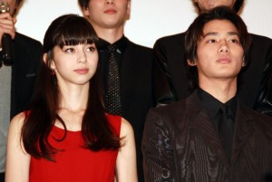 映画『ライチ☆光クラブ』舞台挨拶に登壇した中条あやみ、野村周平