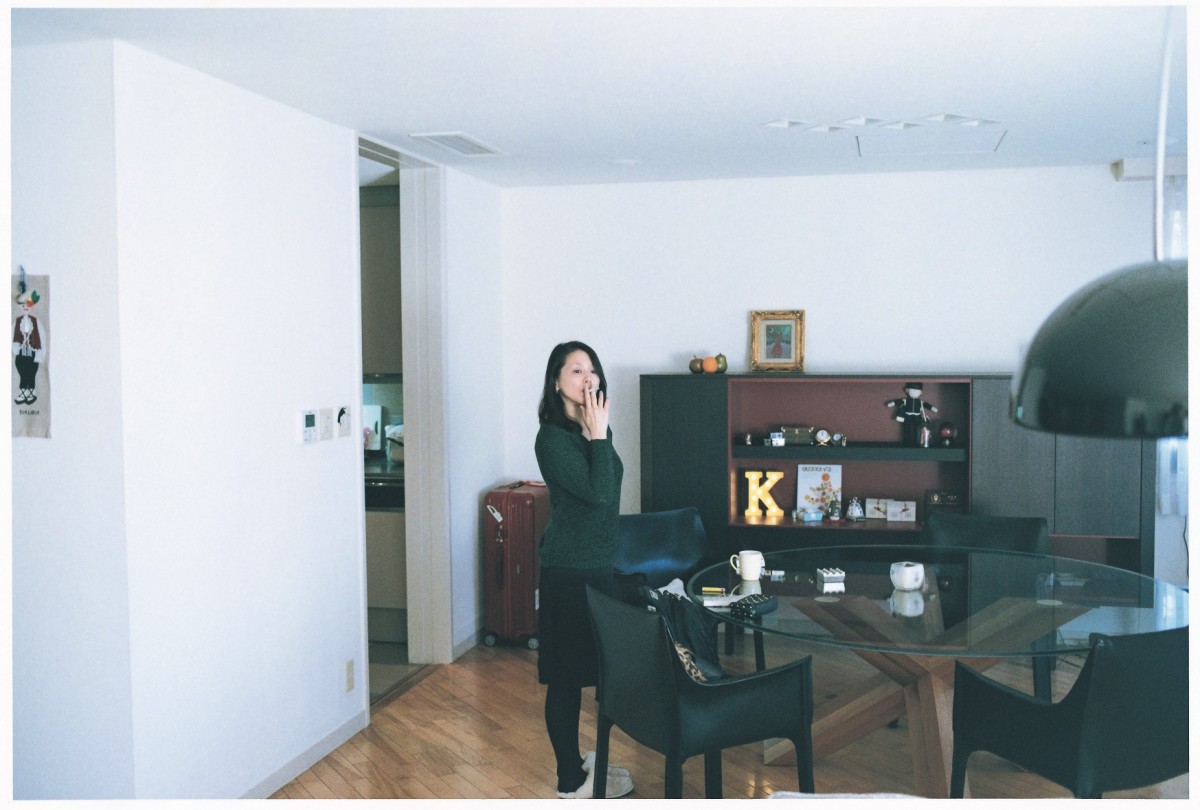 小泉今日子、自宅で“私服＆ノーメイク”撮影　丸腰で挑む「誰も知らないプライベート」