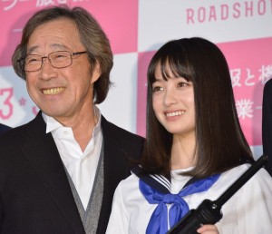 映画『セーラー服と機関銃 ‐卒業‐』特別試写会に登壇した橋本環奈、武田鉄矢