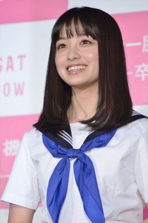 映画『セーラー服と機関銃 ‐卒業‐』特別試写会に登壇した橋本環奈