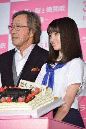 映画『セーラー服と機関銃 ‐卒業‐』特別試写会に登壇した橋本環奈