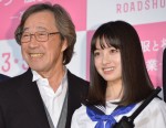 映画『セーラー服と機関銃 ‐卒業‐』特別試写会に登壇した橋本環奈、武田鉄矢