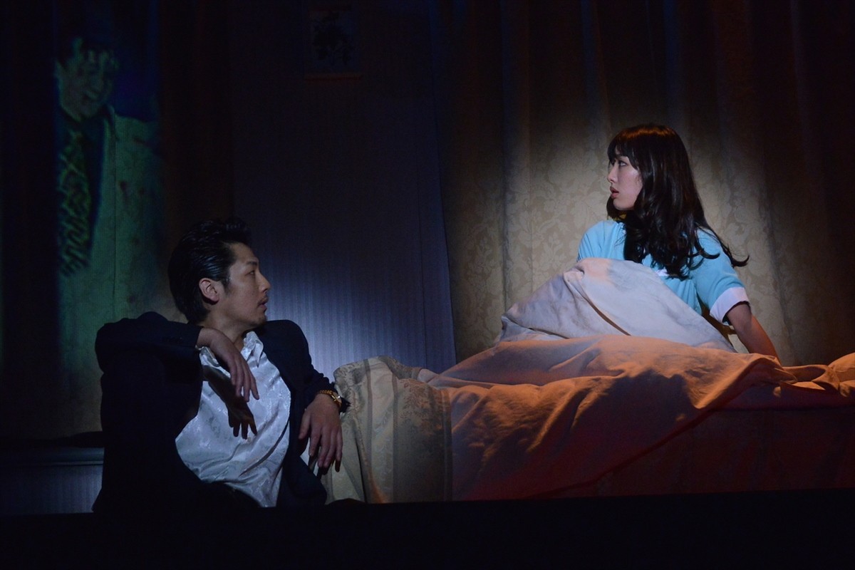 今野杏南、お色気シーンに体当たり演技　舞台『ホテル・カルフォリニア』で新境地