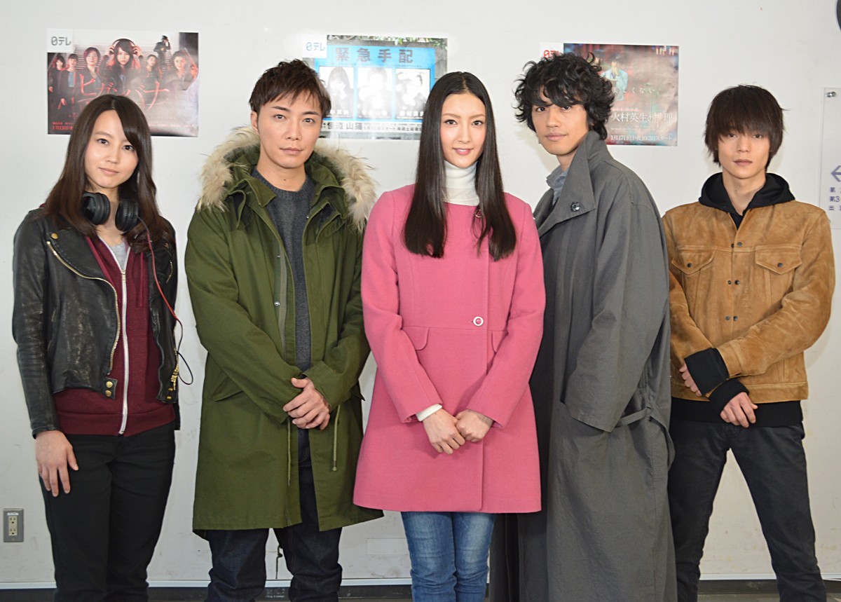 （左から）堀北真希、成宮寛貴、菜々緒、斎藤工、窪田正孝、日テレドラマ「奇跡のコラボ」取材会にて