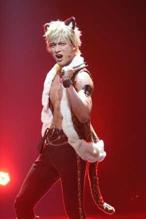 『SHOW BY ROCK!! MUSICAL～唱え家畜共ッ！深紅色の堕天革命黙示録ッ!!』公開ゲネプロ