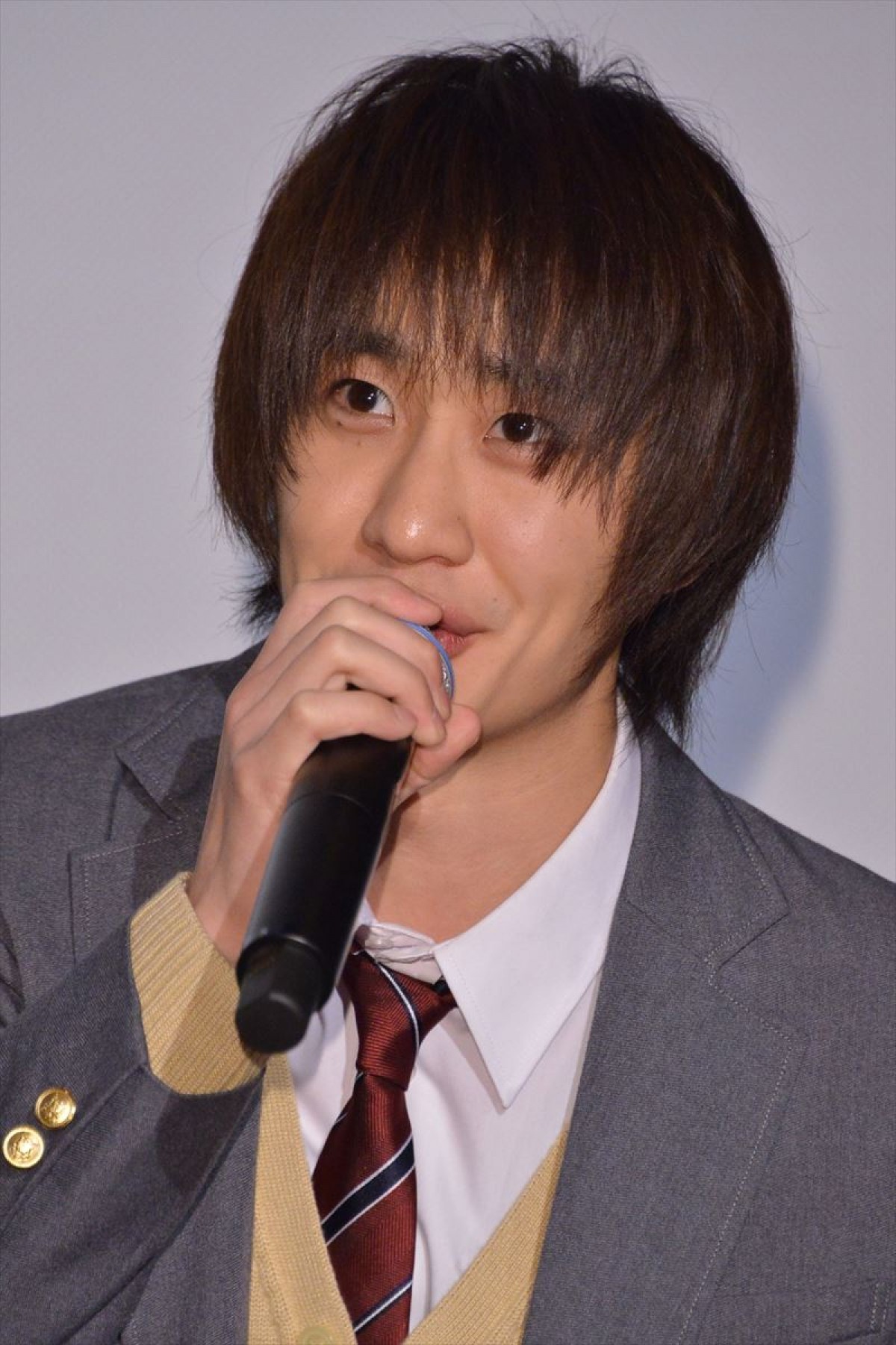 白石隼也、共演陣に全くモテず…　バレンタインチョコもらえずイジける