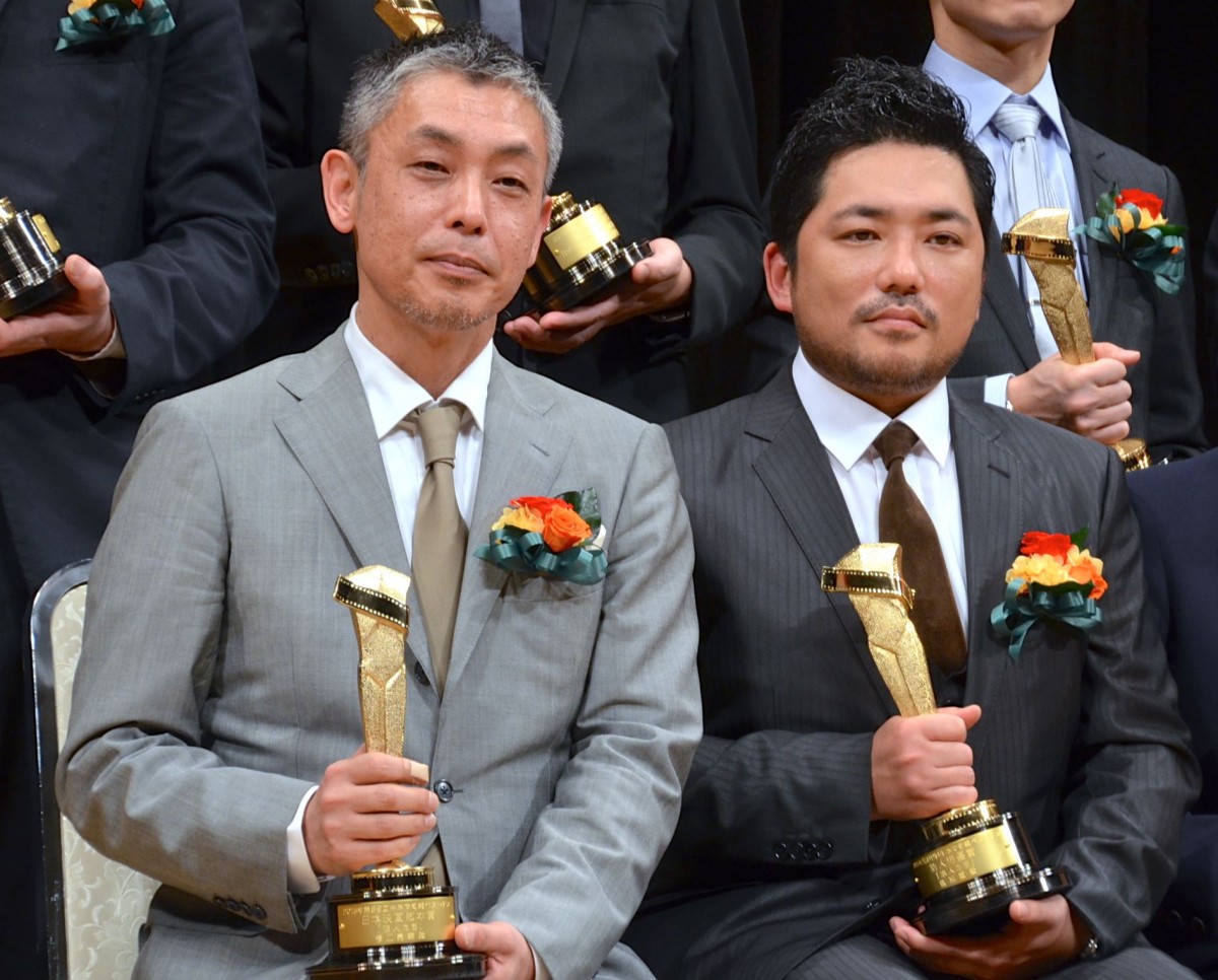 二宮和也＆深津絵里、キネ旬主演賞授賞式で名コンビぶりを披露！
