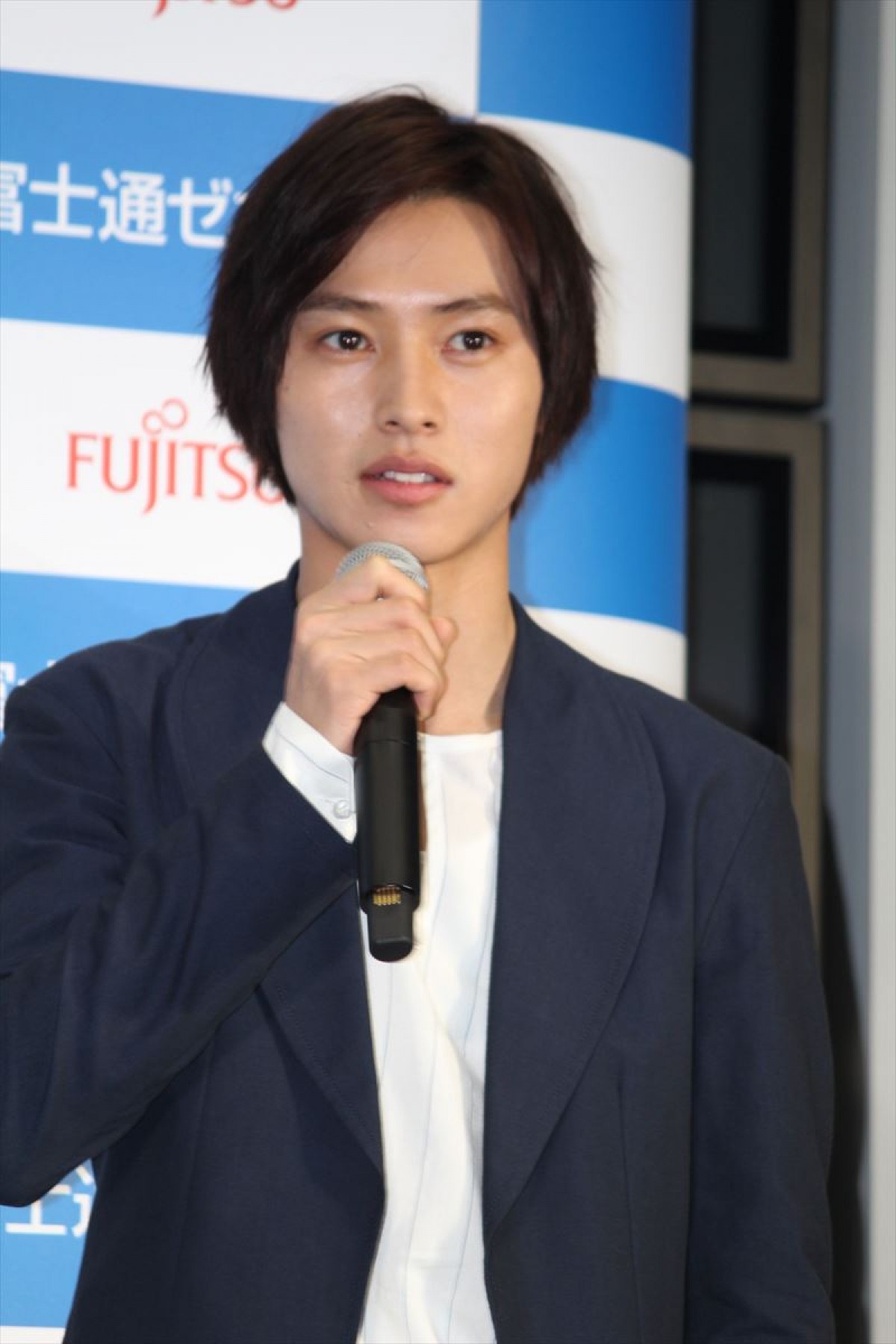 山崎賢人「快適な空間を作りたい」“エアコン”のような人物を目標に!?