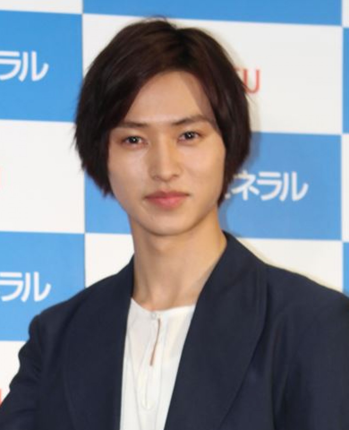 山崎賢人 写真 人物情報 ｜クランクイン！