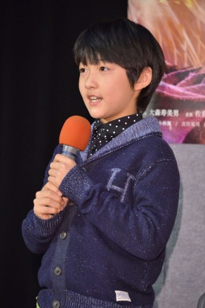 ドラマ『精霊の守り人』記者会見に出席した小林颯