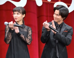 映画『ちはやふる　上の句』完成披露試写会に登壇した広瀬すず、野村周平