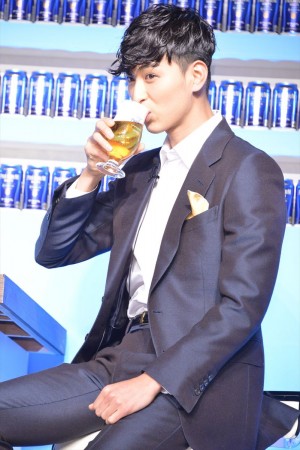 「ザ・プレミアム・モルツ＜香るエール＞」発売イベントに登壇した松田翔太