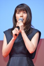 映画『僕だけがいない街』完成披露試写会に登場した有村架純