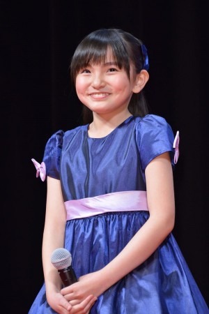 映画『僕だけがいない街』完成披露試写会に登場した鈴木梨央