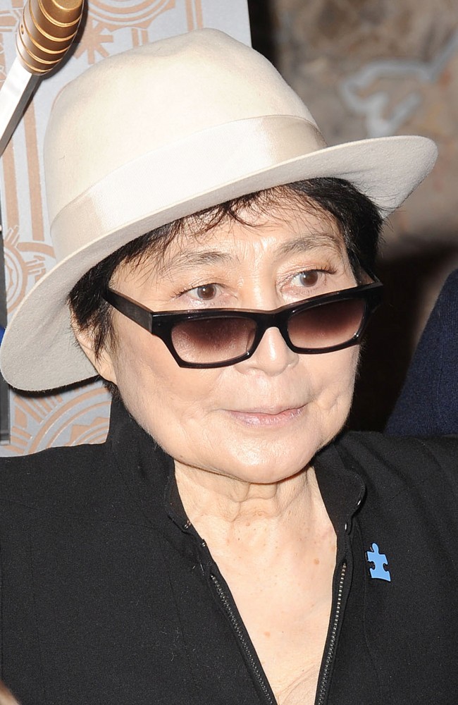 Yoko Ono、オノ・ヨーコ