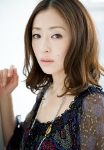 松雪泰子、新ドラマで竹野内豊と元夫婦役に