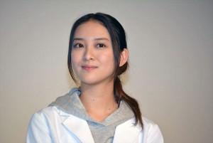 ドラマ『フラジャイル』舞台挨拶に登壇した武井咲