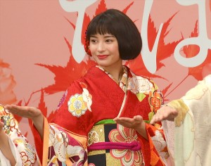 『ちはやふる』のひなまつり前夜祭“ちはや女子会”に登壇した