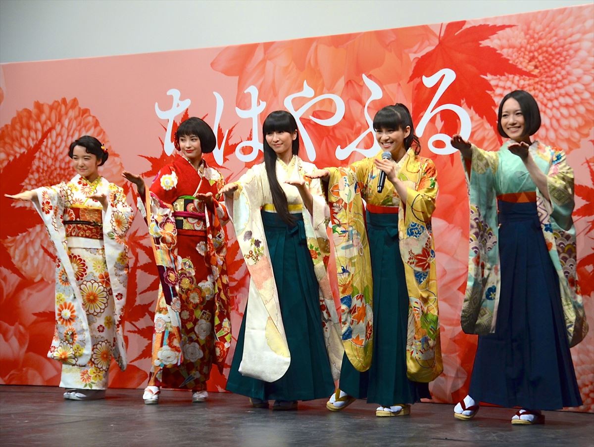 広瀬すず、Perfumeと胸キュン談義　野村周平との“おんぶシーン” に大興奮