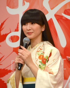 『ちはやふる』のひなまつり前夜祭“ちはや女子会”に登壇したPerfume・樫野有香