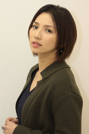 野波麻帆にインタビュー