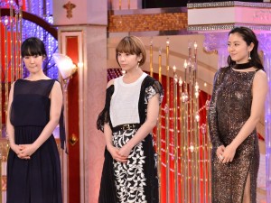 （左より）夏帆、黒木華、長澤まさみ