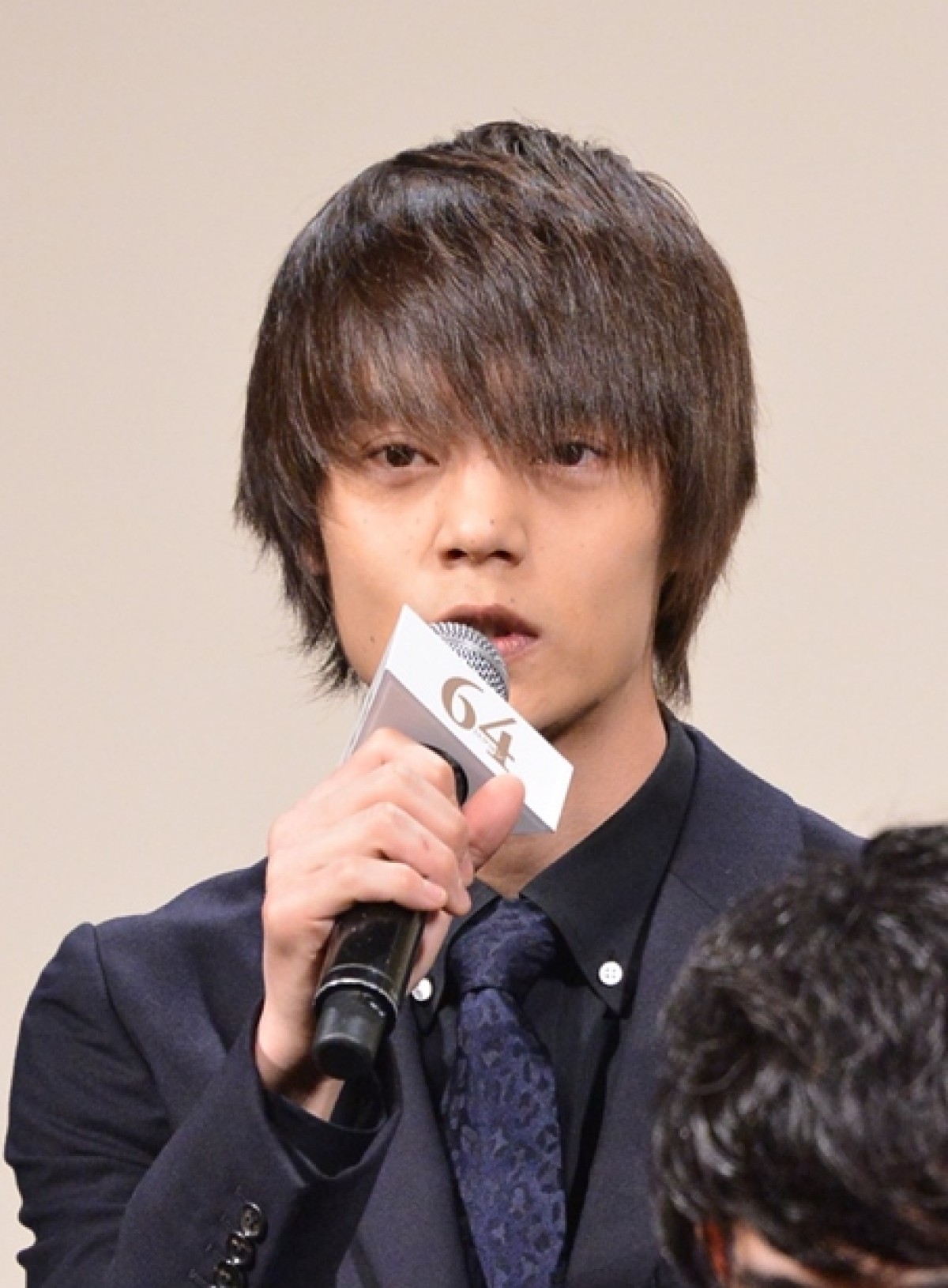 佐藤浩市、瑛太＆綾野剛から「お寿司食べたい」　豪華共演陣が“おごって”アピール