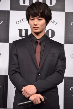 「UNO」新CM発表会に登壇した野村周平