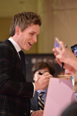 『リリーのすべて』ジャパンプレミアに登場したエディ・レッドメイン